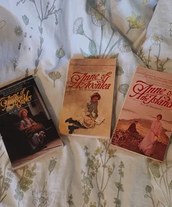 Boxed Set - Anne of Green Gables, Anne of Avonlea, Anne of the Island