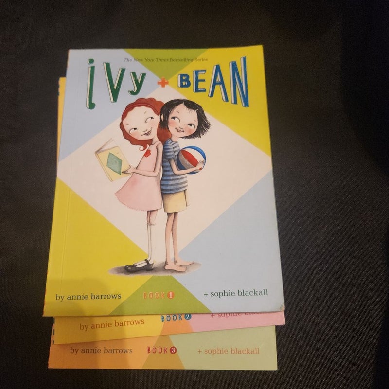 Ivy and Bean's Treasure Box Set 1