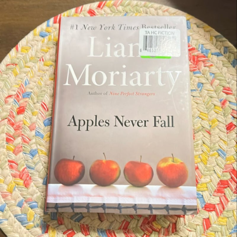 Apples Never Fall