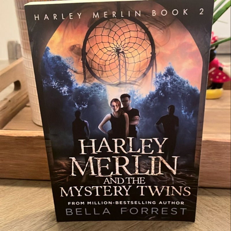 Harley Merlin 2: Harley Merlin and the Mystery Twins