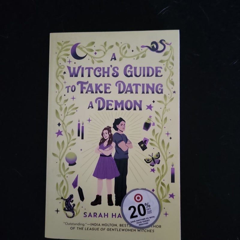 A Witch's Guide to Fake Dating a Demon