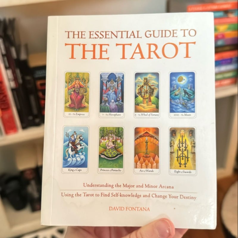 The Essential Guide to the Tarot