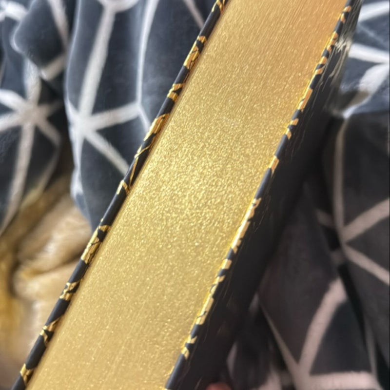 Gilded * Fairyloot Exclusive *