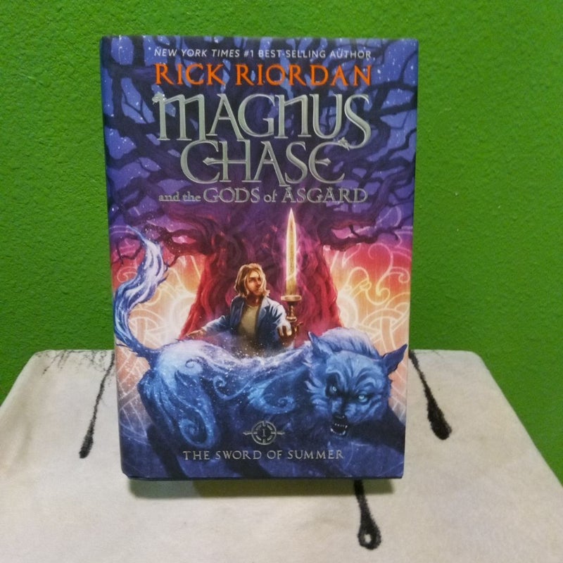 Magnus Chase and the Gods of Asgard Hardcover Boxed Set (Magnus Chase and the Gods of Asgard)