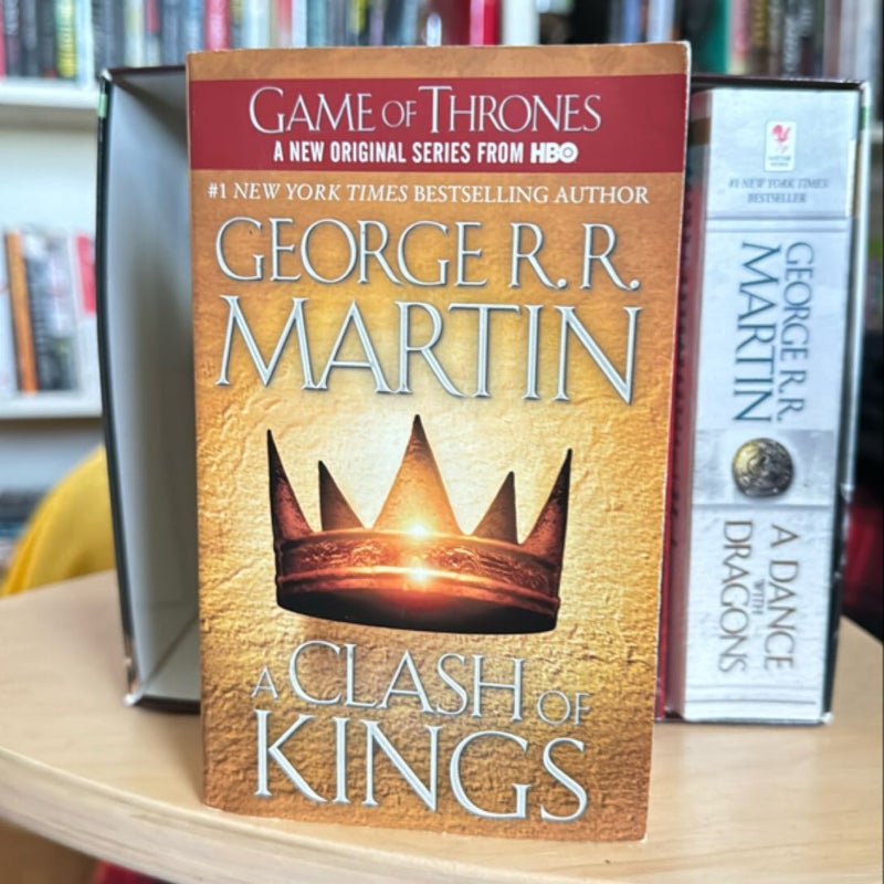 George R. R. Martin's a Game of Thrones 5-Book Boxed Set (Song of Ice and Fire Series)