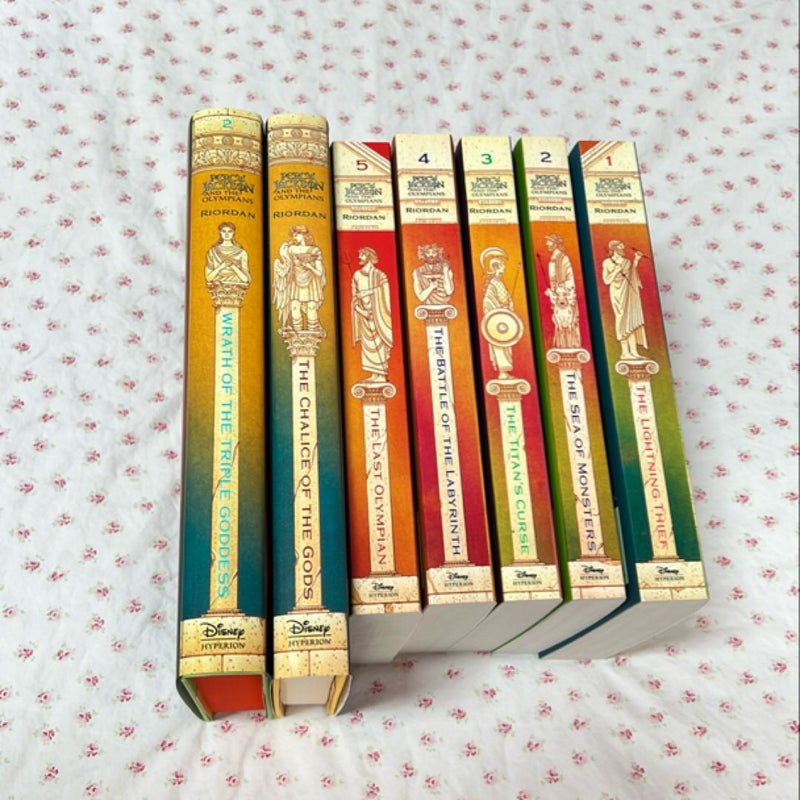 Percy Jackson Series Books 1-7 Bundle