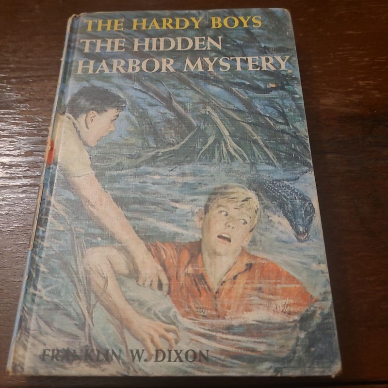 Hardy Boys 14: the Hidden Harbor Mystery