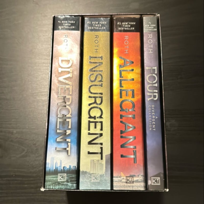 Divergent Series Four-Book Paperback Box Set