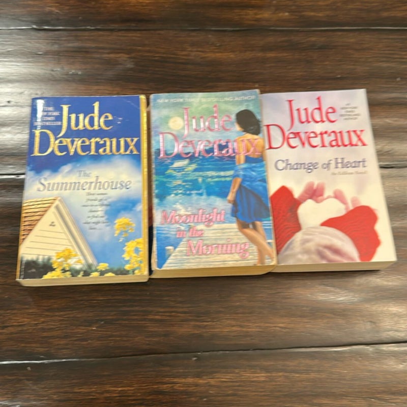 3 JUde DEveraux books