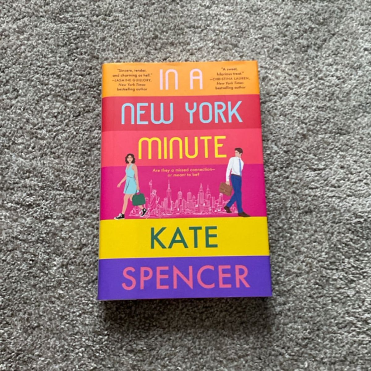 In a New York Minute by Kate Spencer, Hardcover Pangobooks