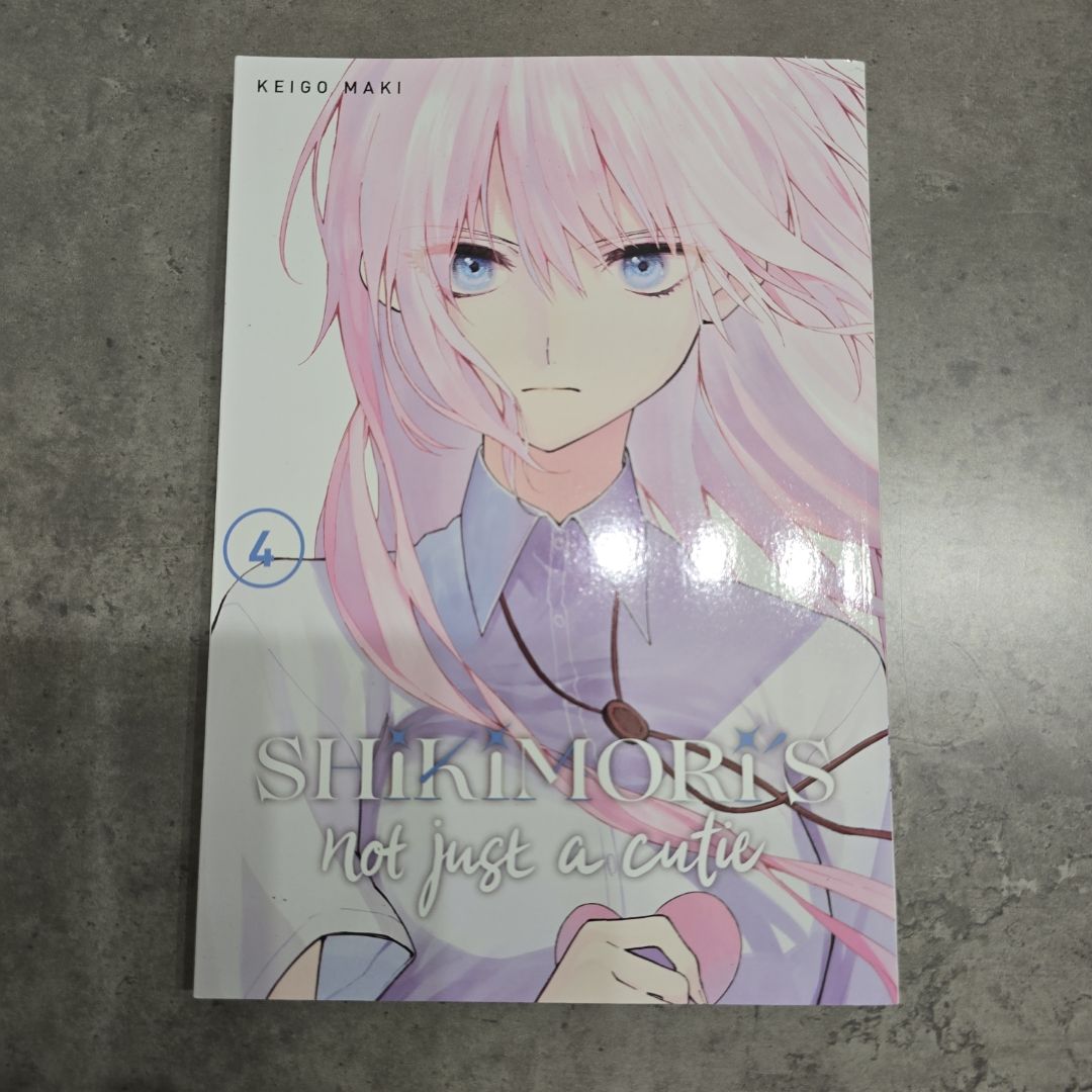 Shikimori's Not Just a Cutie 4