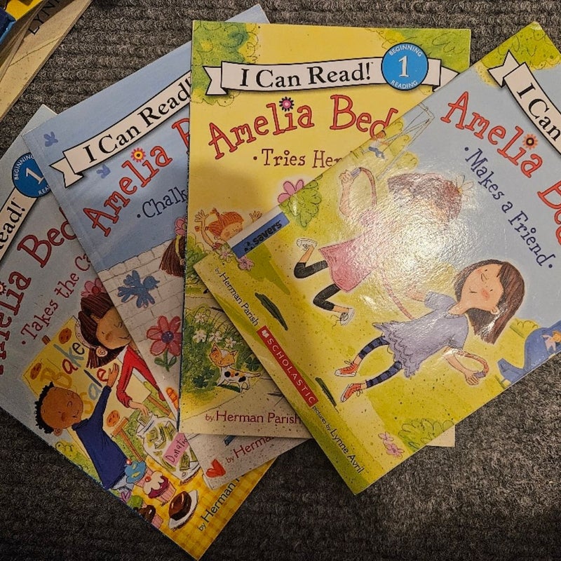 4 Amelia Bedelia books