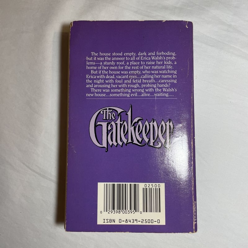 The Gatekeeper by Dana Reed, Paperback | Pangobooks