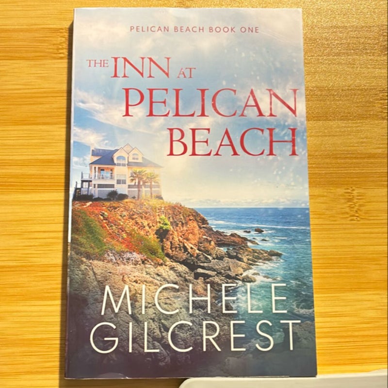 The Inn at Pelican Beach LARGE PRINT (Pelican Beach Book 1)