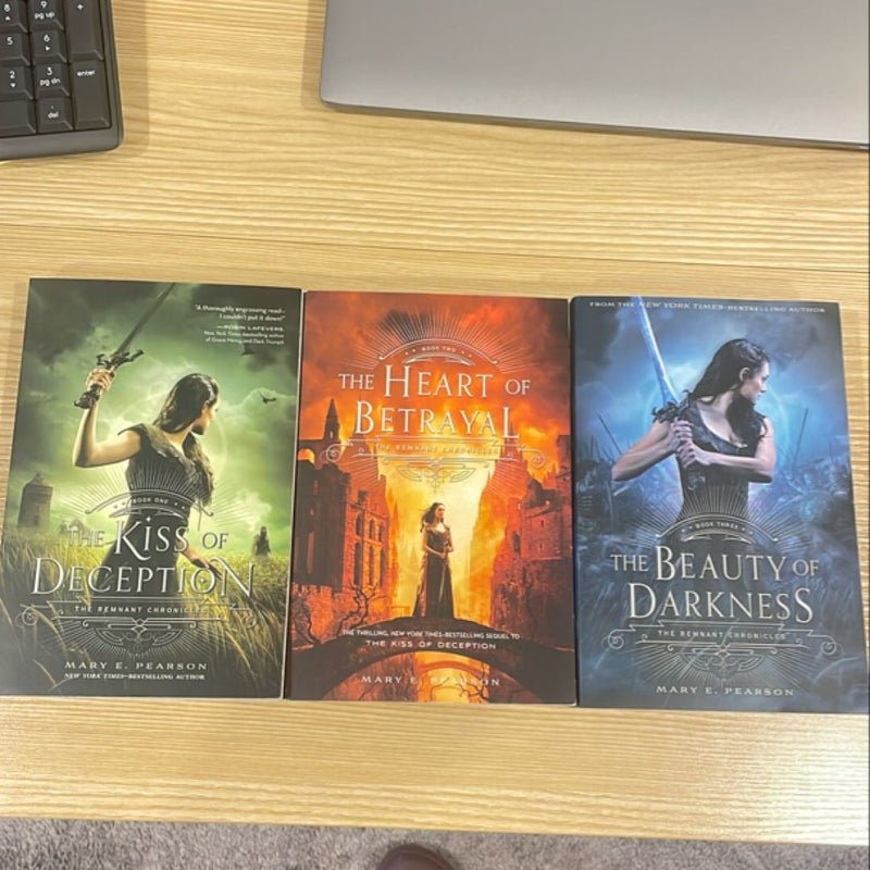 The Remnant Chronicles Trilogy
