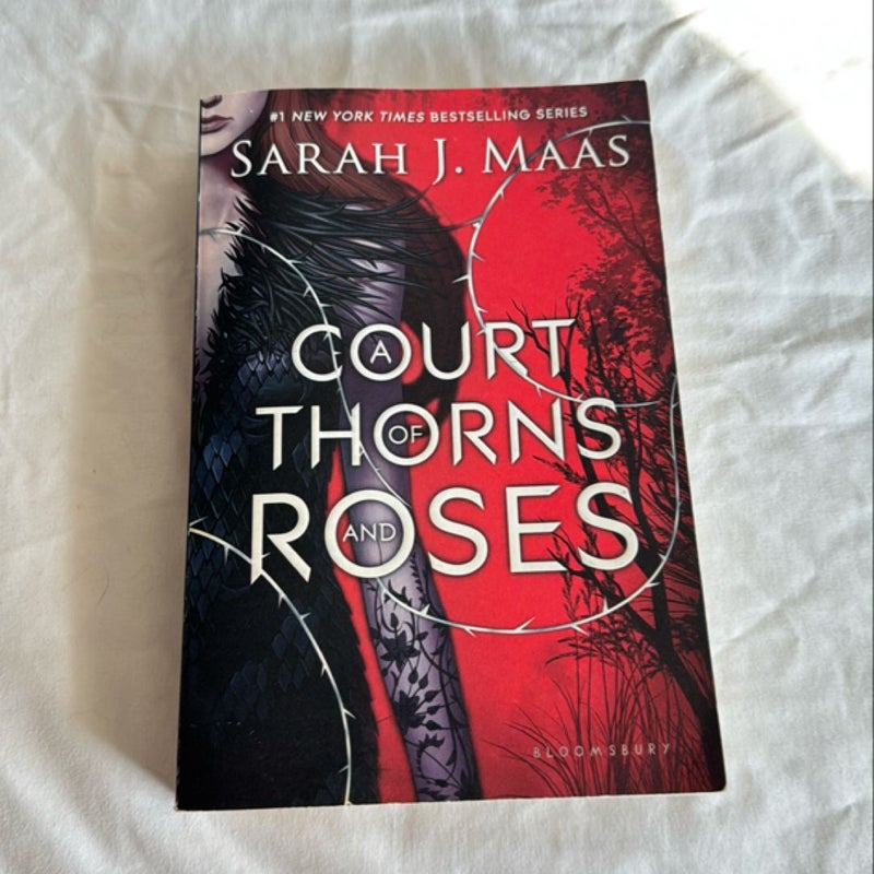 A Court of Thorns and Roses OOP