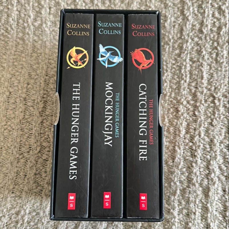 Trilogy Boxed Set -  Catching Fire - Mockingjay