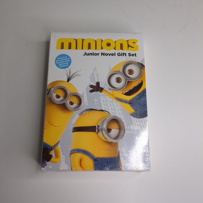 Minions: Junior Novel Gift Set