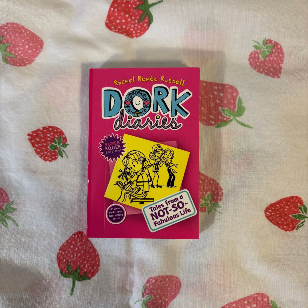 Mini Dork Diaries 1 