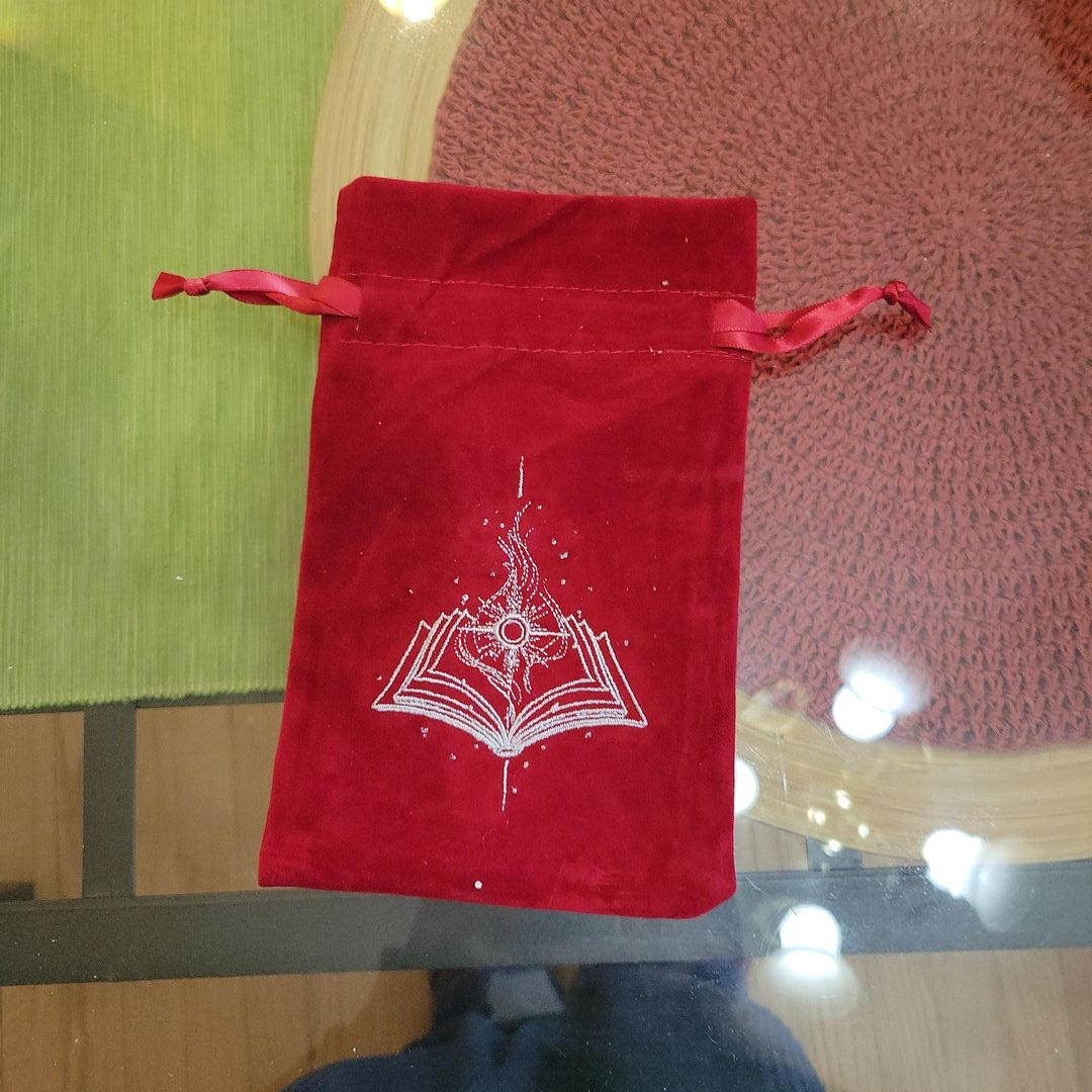 Guild of Knowledge Pouch