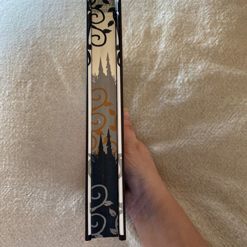 Lightlark - Bookish Box Signed Special Edition