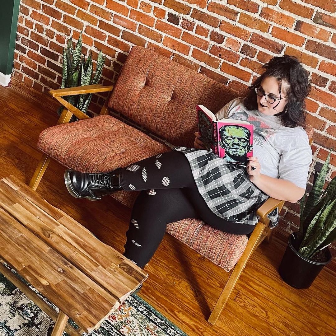 Barefoot and Booked