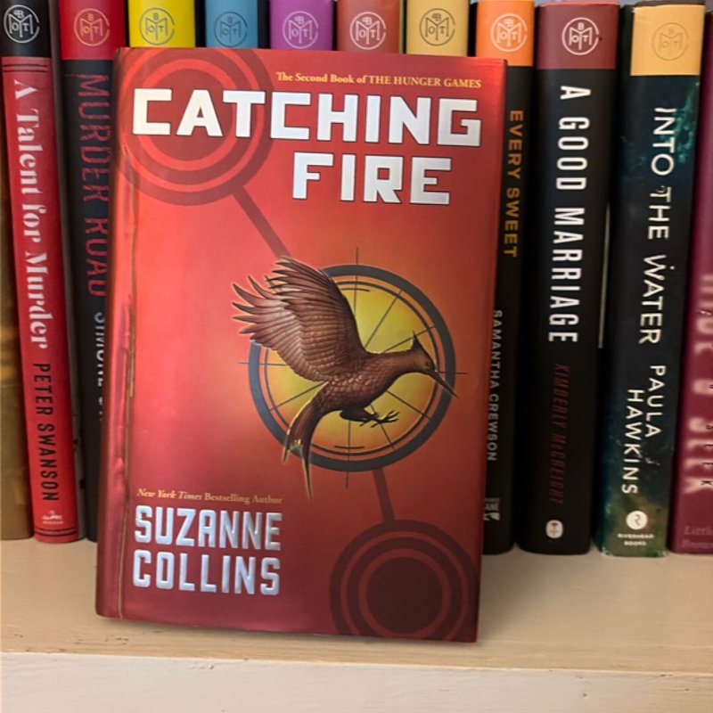 Catching Fire by Suzanne Collins, Hardcover | Pangobooks