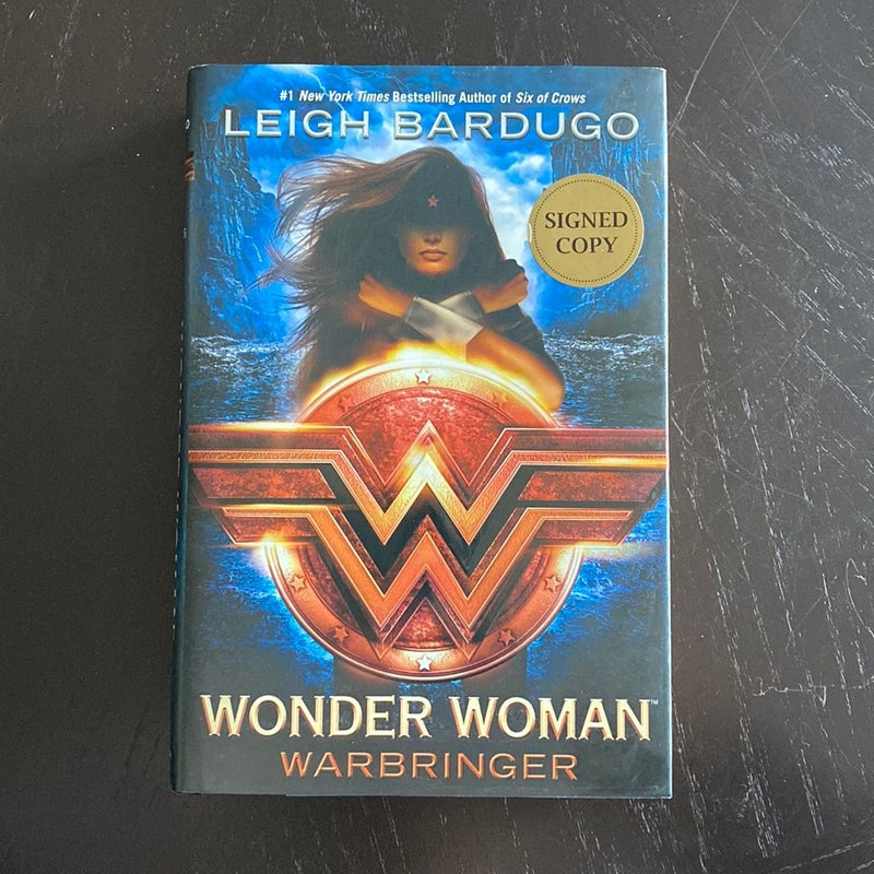 Wonder Woman: Warbringer - signed