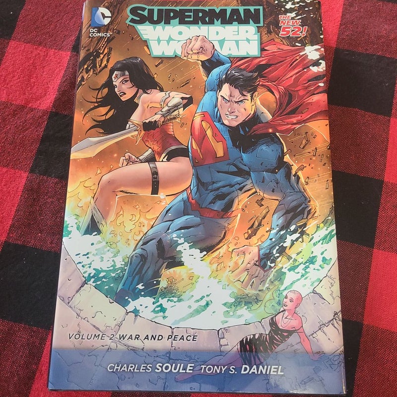 Superman/Wonder Woman Volume 2: War and Peace 