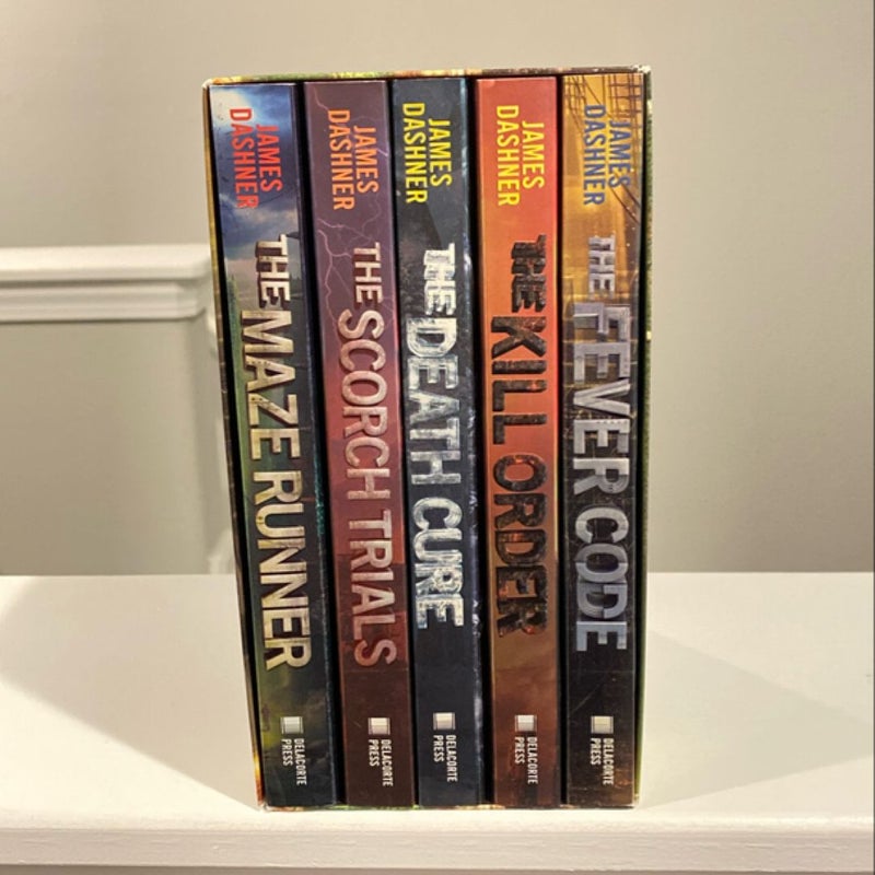 The Maze Runner Series Complete Collection Boxed Set (5-Book)