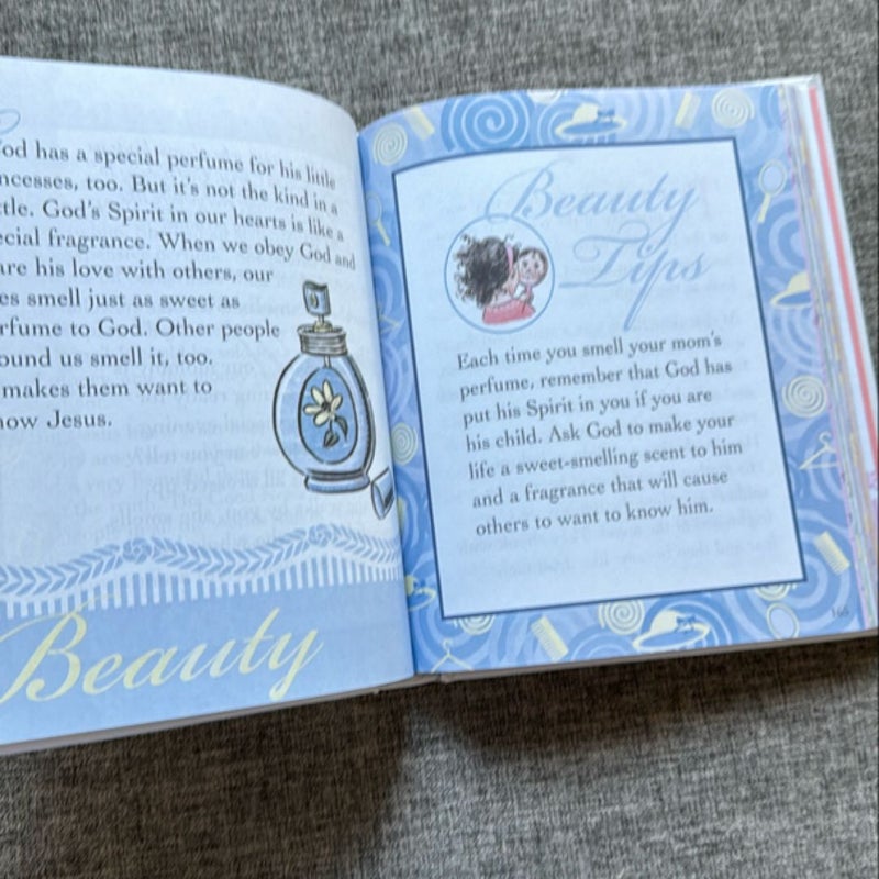 God's Little Princess Devotional Bible