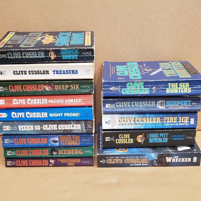 Clive Cussler Lot of 14 Paperback Books with Dirk Pitt Al Giordino