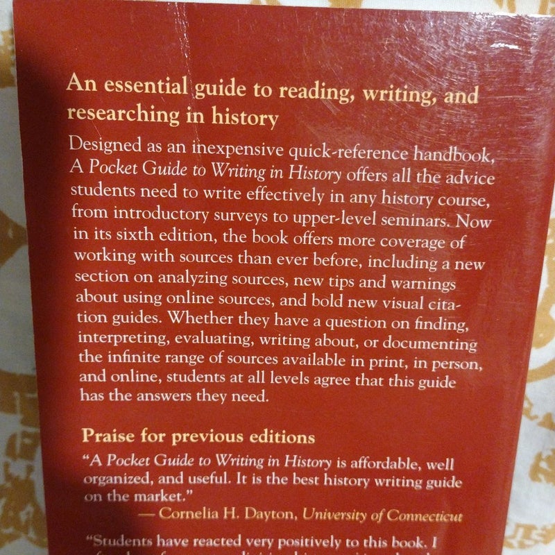 A Pocket Guide to Writing in History