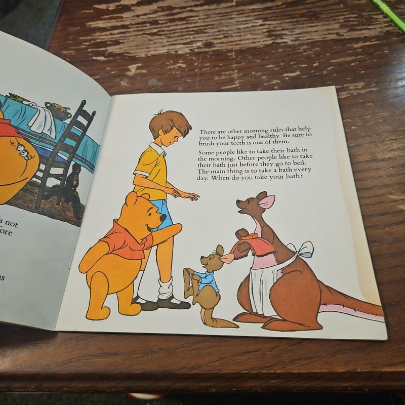 Walt Disney's Happy, Healthy Pooh Book