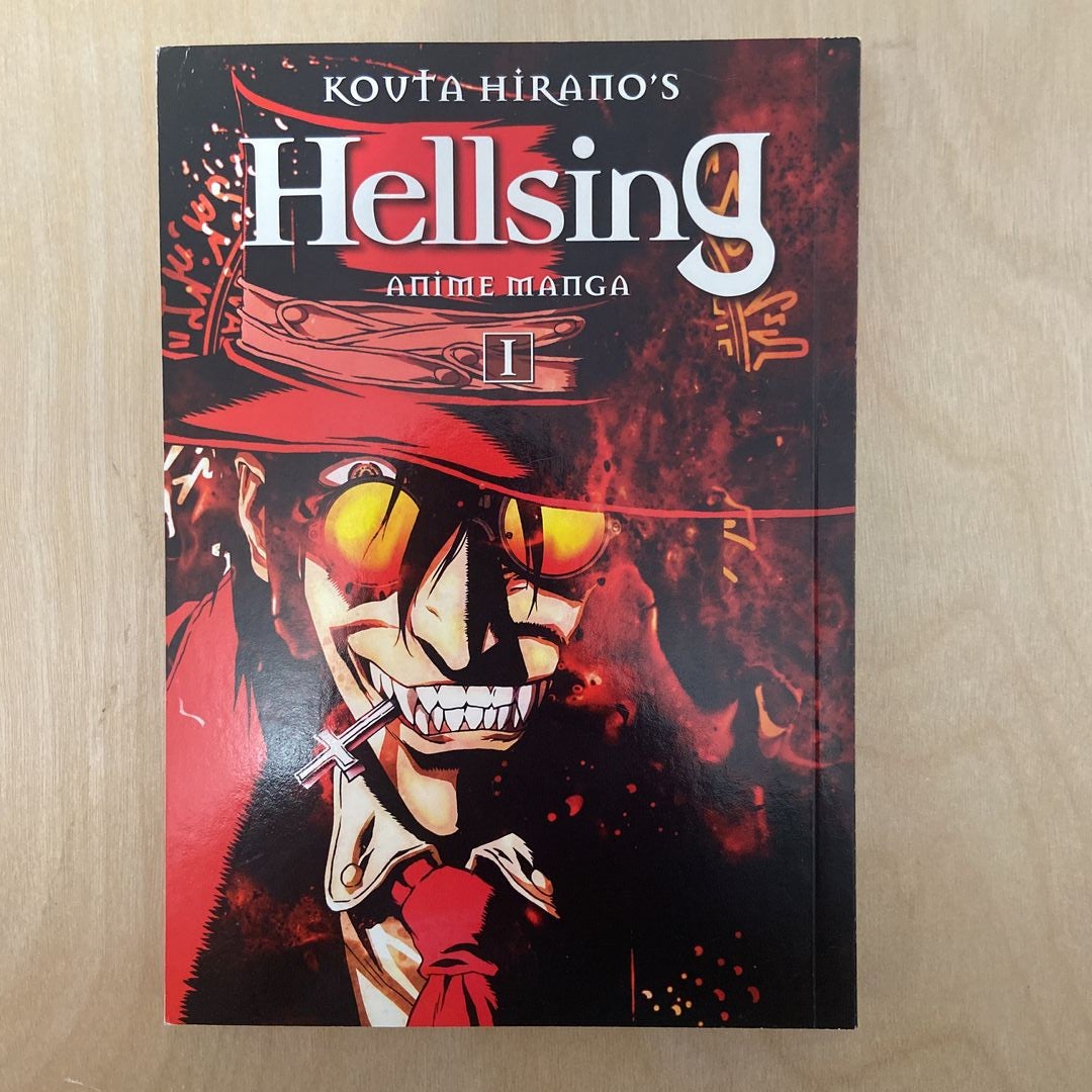 Hellsing Volume 7 (Second Edition) by Kohta Hirano: 9781506738567 |  : Books