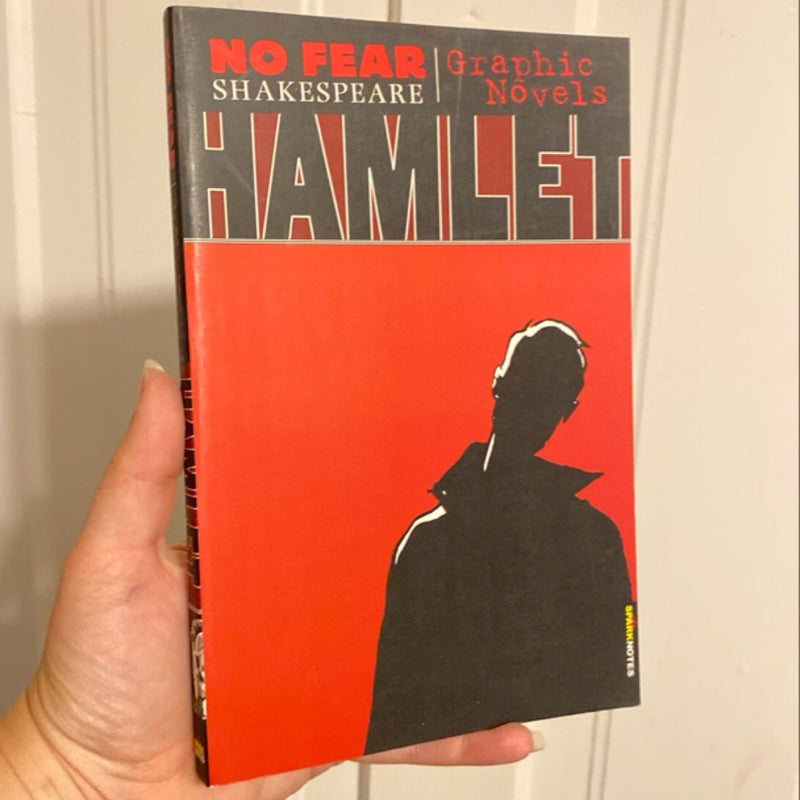 Hamlet (No Fear Shakespeare Graphic Novels)