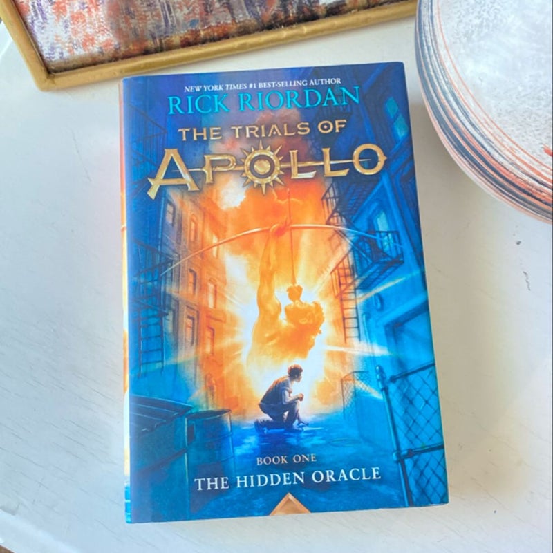 Trials of Apollo, the Book One the Hidden Oracle (Trials of Apollo, the Book One)