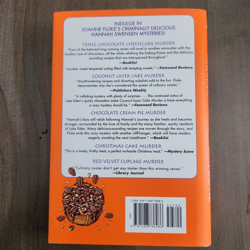 Caramel Pecan Roll Murder by Joanne Fluke, Hardcover Pangobooks