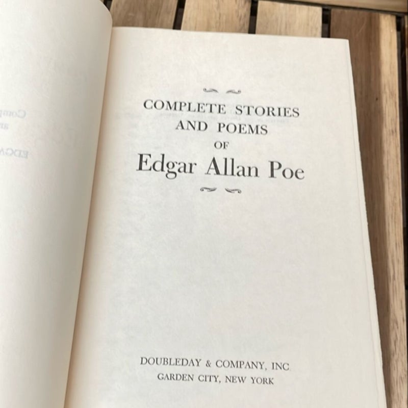 The Complete Stories and Poems of Edgar Allan Poe (1966)