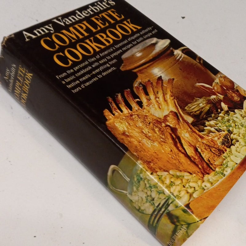Amy Vanderbilt's Complete  Cookbook 