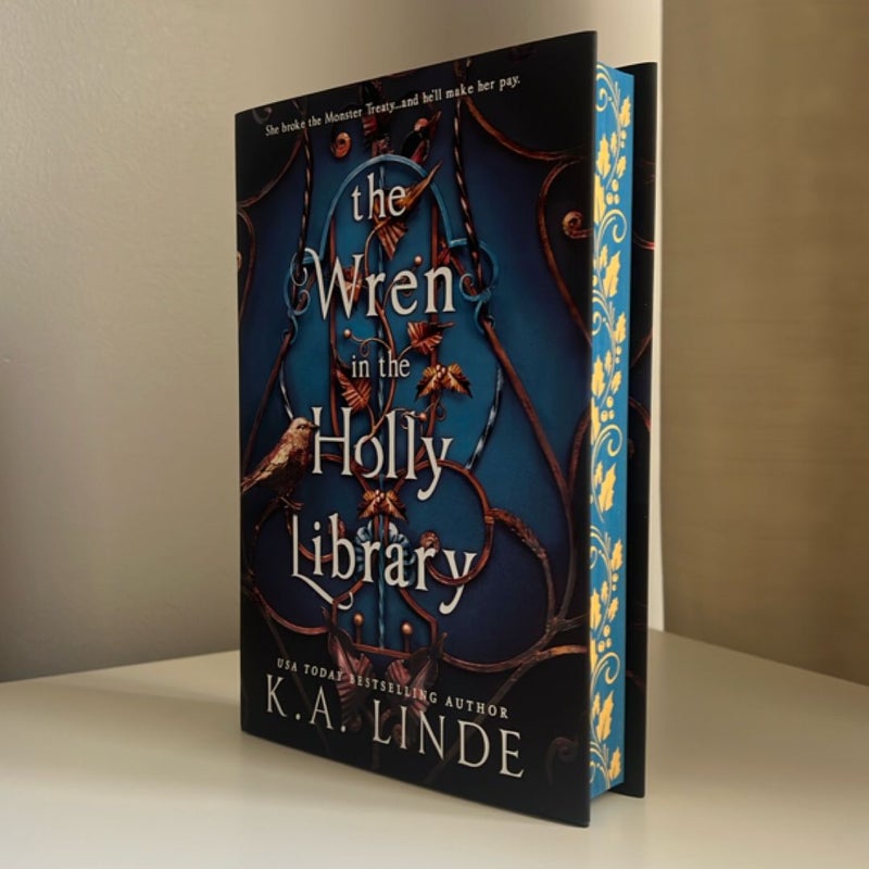 The Wren in the Holly Library (Deluxe Limited Edition)