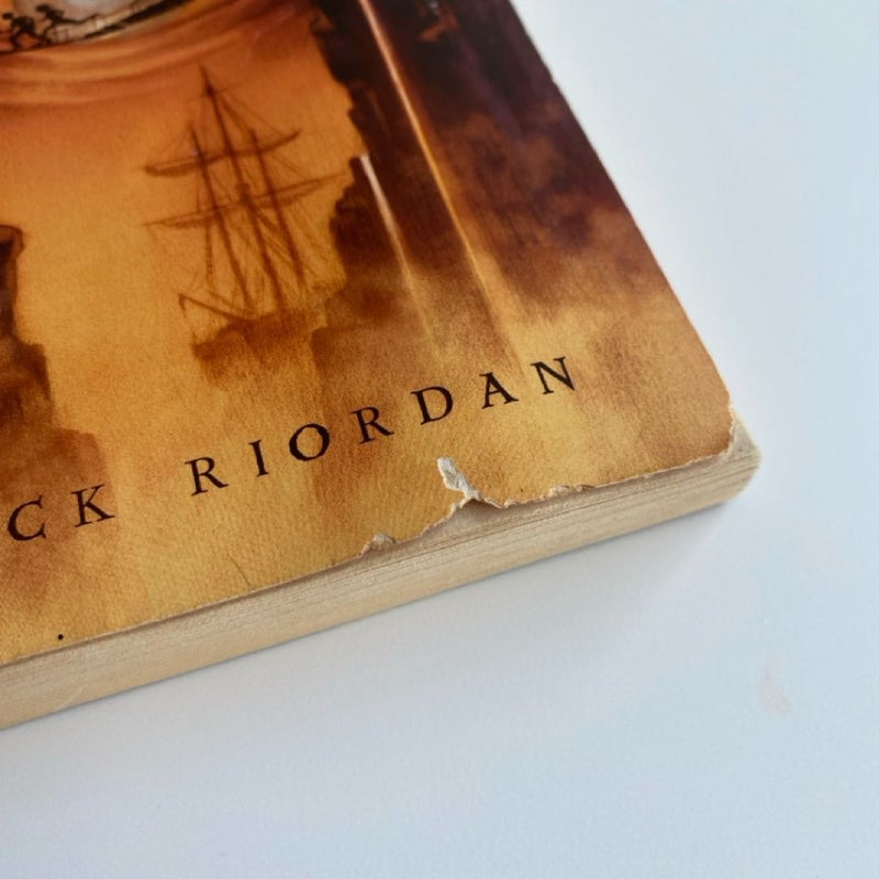 Percy Jackson and the Olympians, Book Two the Sea of Monsters (Percy Jackson and the Olympians, Book Two)