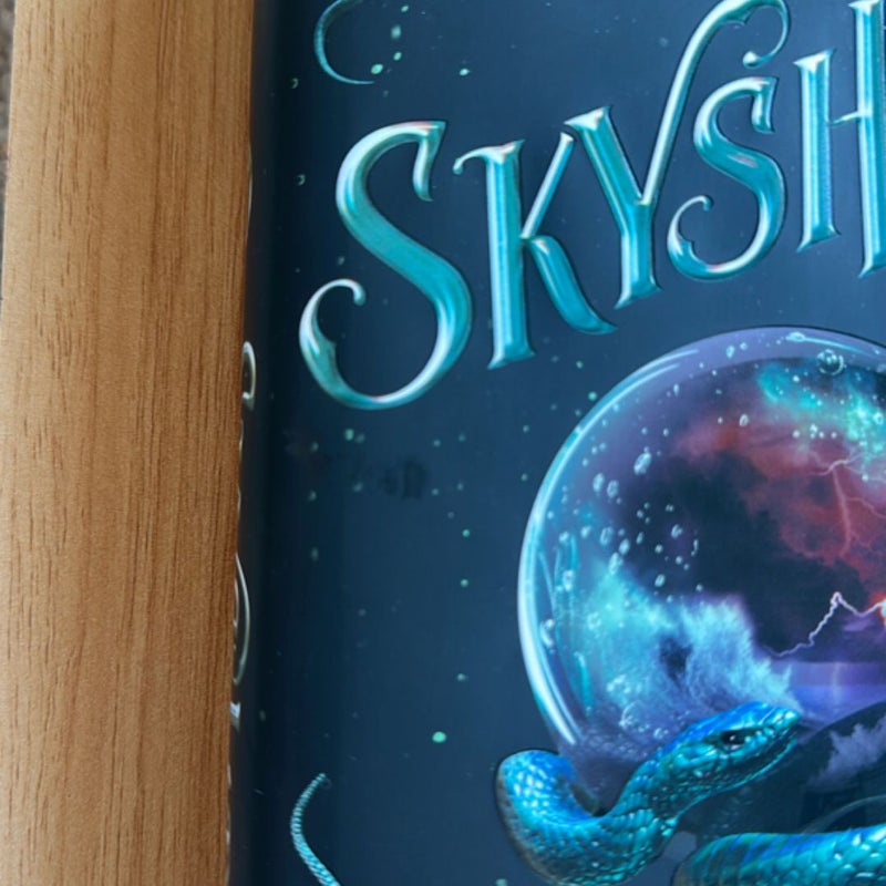 Skyshade (the Lightlark Saga Book 3)