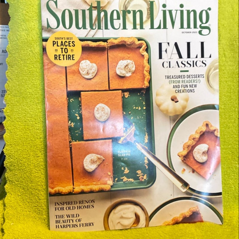 4 Southern Living and 1 Country Women Magazine Bundle