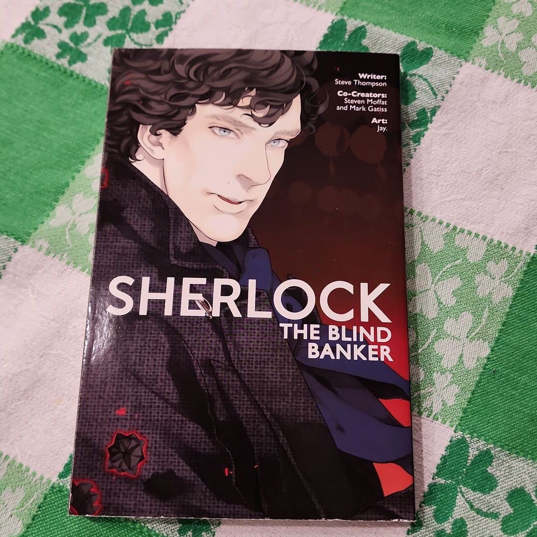 Sherlock　Thompson;　Steven　Mark　Gatiss;　by　Steven　Pangobooks　Moffat,　Paperback