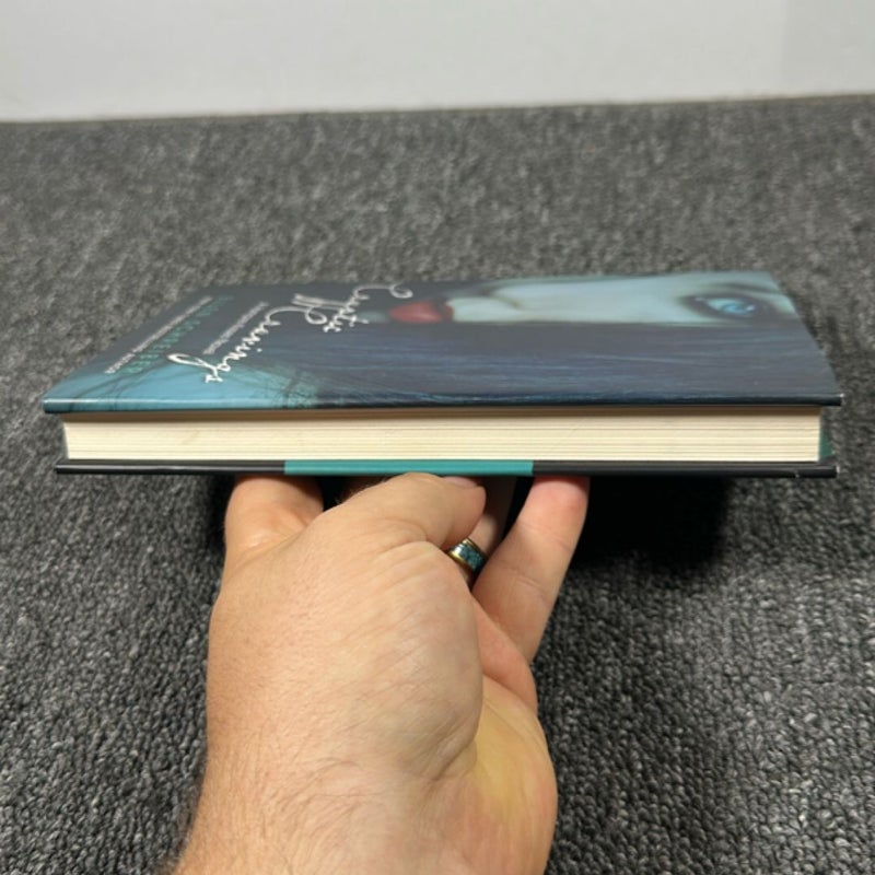 Vampire Kisses 8: Cryptic Cravings