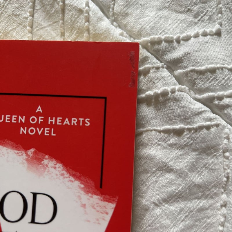 Queen of Hearts (2) - Blood of Wonderland
