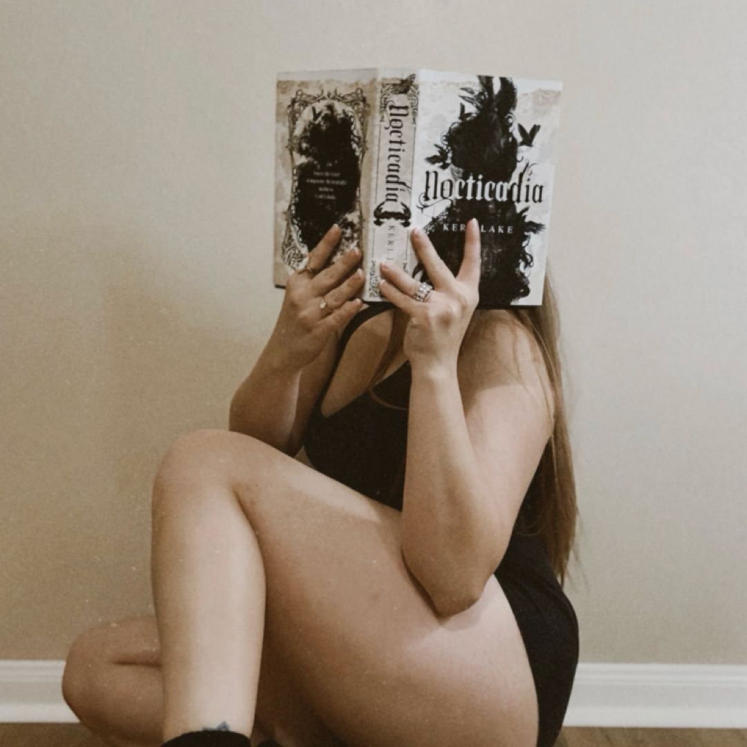 Elise’s Book Nook