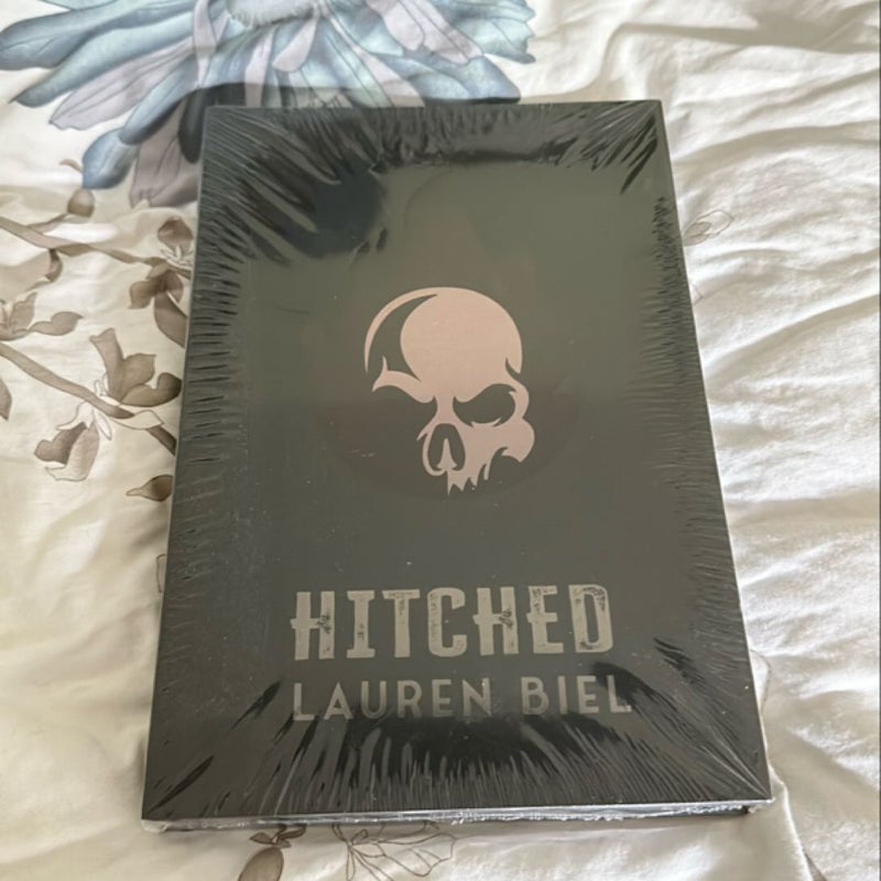 Hitched by Lauren Biel *Fabled special edition*