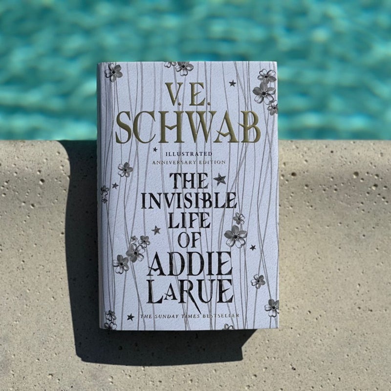 Special Edition The Invisible Life of Addie LaRue 